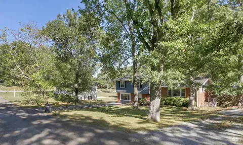 718 Poplar St, Trenton, GA 30752