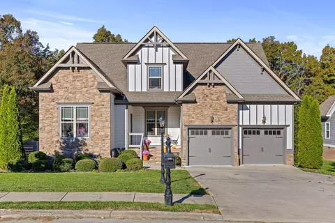 6625 Satjanon Dr, Ooltewah, TN 37363