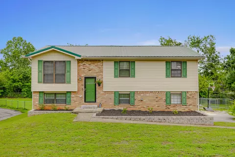 4212 Shady Oak Dr, Ooltewah, TN 37363