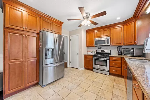 6441 Mill Stream Dr, Harrison, TN 37341 photo 9