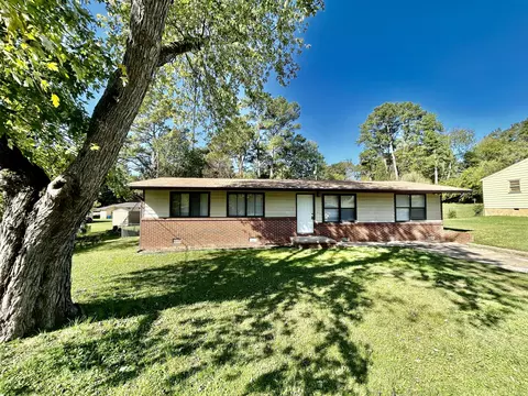 7731 Colemere Dr, Chattanooga, TN 37416
