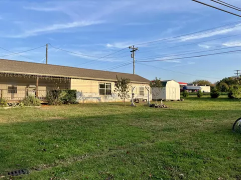10 Magnolia Ave, Jasper, TN 37347
