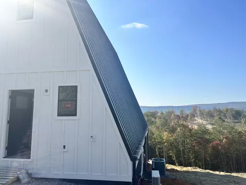 928 Ridgeland Rd, Rossville, GA 30741