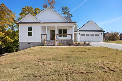 362 Sentry Oaks, Chickamauga, GA 30707