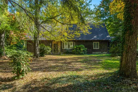 4300 Ivory Ave, Signal Mountain, TN 37377