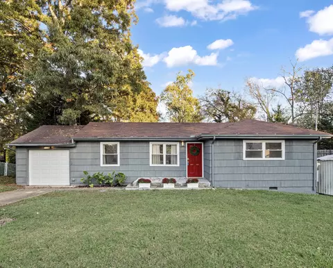 3754 W Abercrombie Cir, Chattanooga, TN 37415