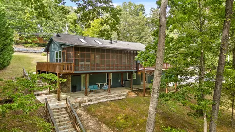 1814 Rivergate Ter, Soddy Daisy, TN 37379