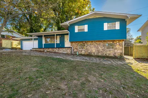 4718 Briarwood Dr, Chattanooga, TN 37416