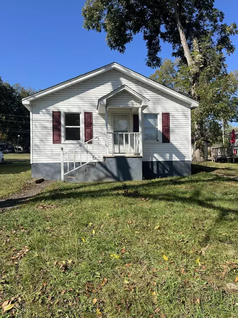 302 Walnut Ave, South Pittsburg, TN 37380
