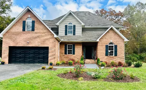 5604 Old Hunter Rd, Ooltewah, TN 37363