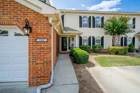 1701 Pin Oak Dr #145, Dalton, GA 30721
