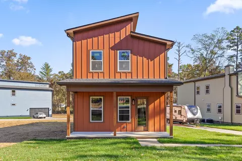 1101 Lakeside Cir, Hixson, TN 37343