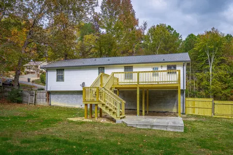 149 Rolling Meadows Dr, Ringgold, GA 30736 photo 9