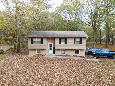 141 Homestead St NE, Cleveland, TN 37323