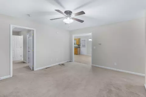 Living - 255 Chambers Ln, Ringgold, GA 30736 photo 2 of 4