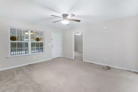 Living - 255 Chambers Ln, Ringgold, GA 30736 photo 3 of 4