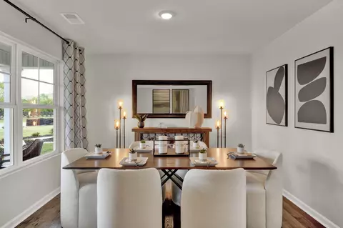 Dining - 159 Fox Den Cir, Dalton, GA 30721 photo 1 of 2