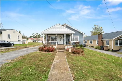 3314 Godfrey St, Knoxville, TN 37917