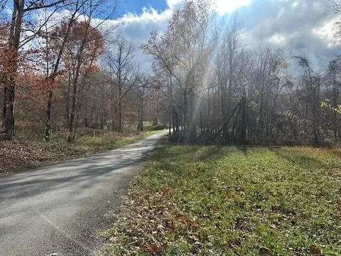 10 Prater Road #10, Pikeville, TN 37367