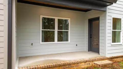 Exterior - 9642 Dutton Ln, Ooltewah, TN 37363 photo 3 of 7