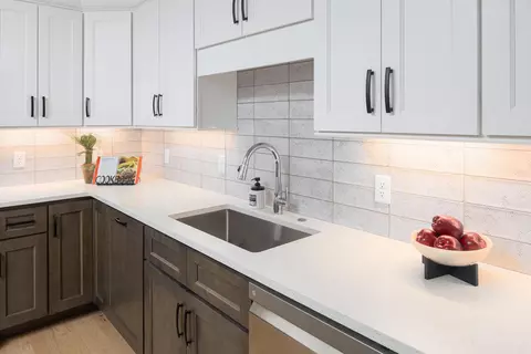 Kitchen - 9642 Dutton Ln, Ooltewah, TN 37363 photo 5 of 8