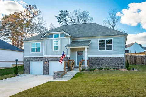 9479 Fox Gap Ln, Hixson, TN 37343