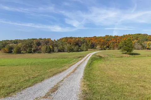 2618 Lead Mine Valley Rd SW, Cleveland, TN 37311