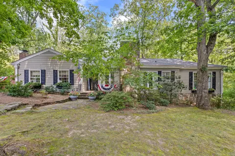 101 Princess Trl, Lookout Mountain, GA 30750