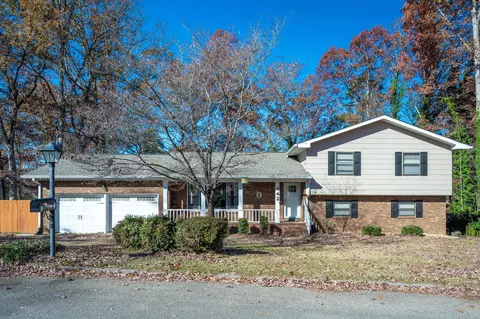 942 Wyndsor Dr, Hixson, TN 37343