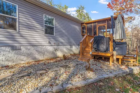 390 Graham Rd, Soddy Daisy, TN 37379