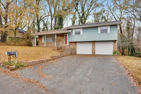 1043 Olde Mill Ln, Hixson, TN 37343