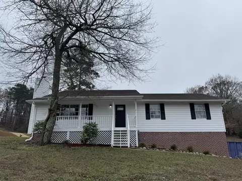 8320 Crossbow Ct, Ooltewah, TN 37363