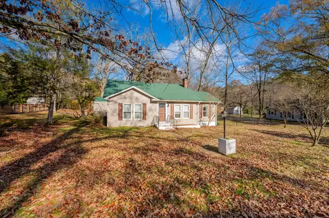 941 W Washington St, Summerville, GA 30747