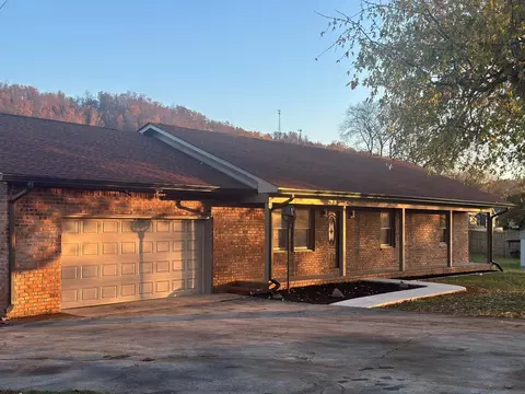 5714 Mulberry St, Ooltewah, TN 37363