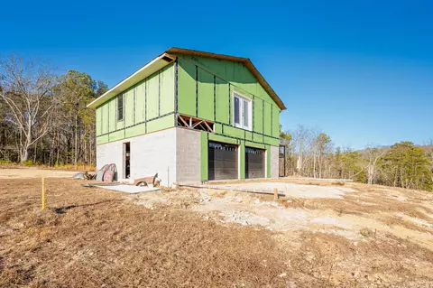 219 Davis Rd, Trion, GA 30753