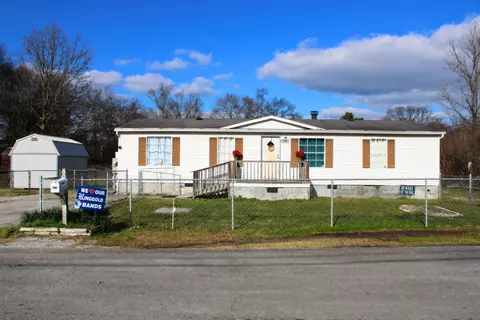115 Bishkoko Ave, Rossville, GA 30741
