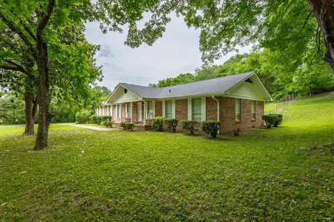 720 Gadd Rd, Hixson, TN 37343