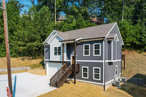 1089 Fernway Rd, Chattanooga, TN 37405