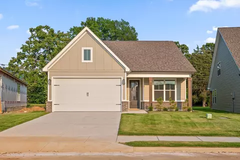 6618 Elizabeth Ann Way #104, Ooltewah, TN 37363