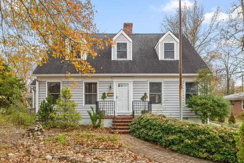 938 Ridgeway Ave, Signal Mountain, TN 37377