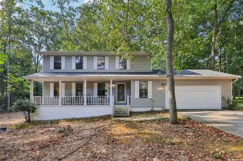 145 Downing Ct, Fayetteville, GA 30214