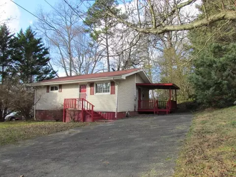 325 Cove Trl, Whitwell, TN 37397