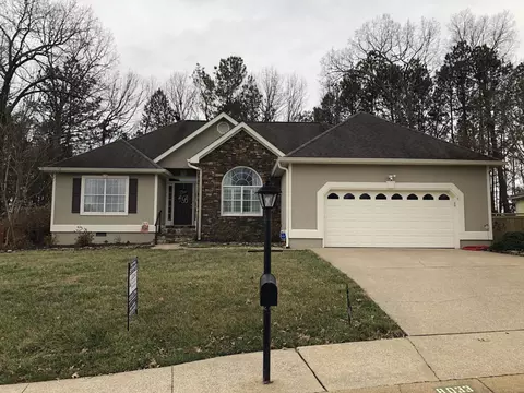 8033 Hamilton Mill Dr, Chattanooga, TN 37421