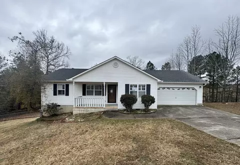 35 Concord Dr, Rock Spring, GA 30739