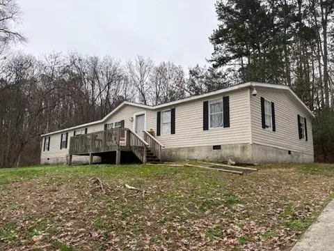 237 S Washington St, Rossville, GA 30741