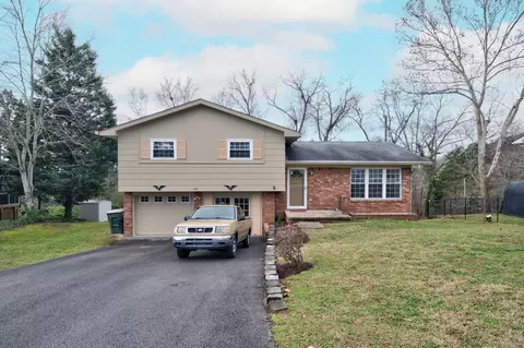 816 Sutton Dr, Hixson, TN 37343