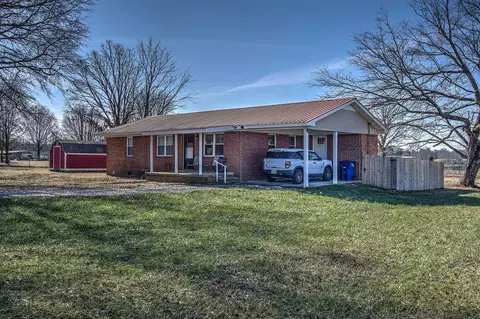 395 Star Rd, Fort Payne, AL 35968