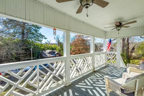 1131 Highland Dr, Chattanooga, TN 37405
