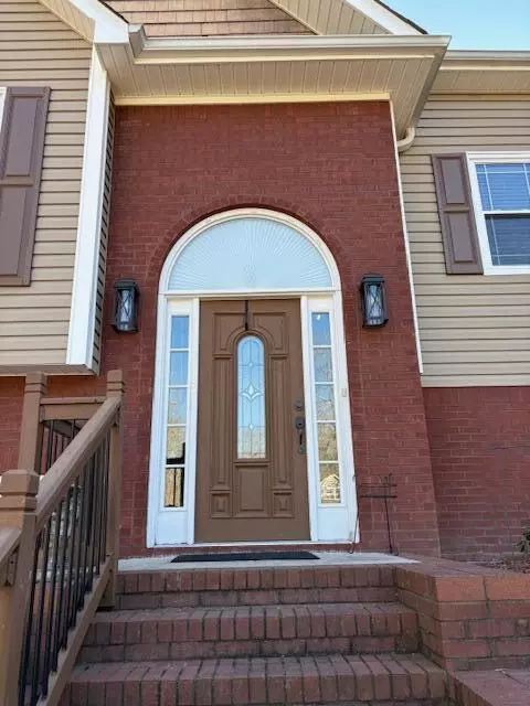 Entry Way - 850 Van Dell Dr, Rock Spring, GA 30739 photo 2 of 4