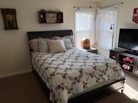 Bedroom - 850 Van Dell Dr, Rock Spring, GA 30739 photo 3 of 4
